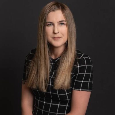 Kim Ritchie headshot